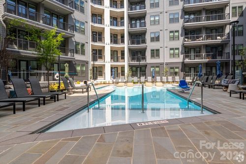 a3-536 W Tremont Ave, Charlotte, NC, 28203-6946 | Card Image