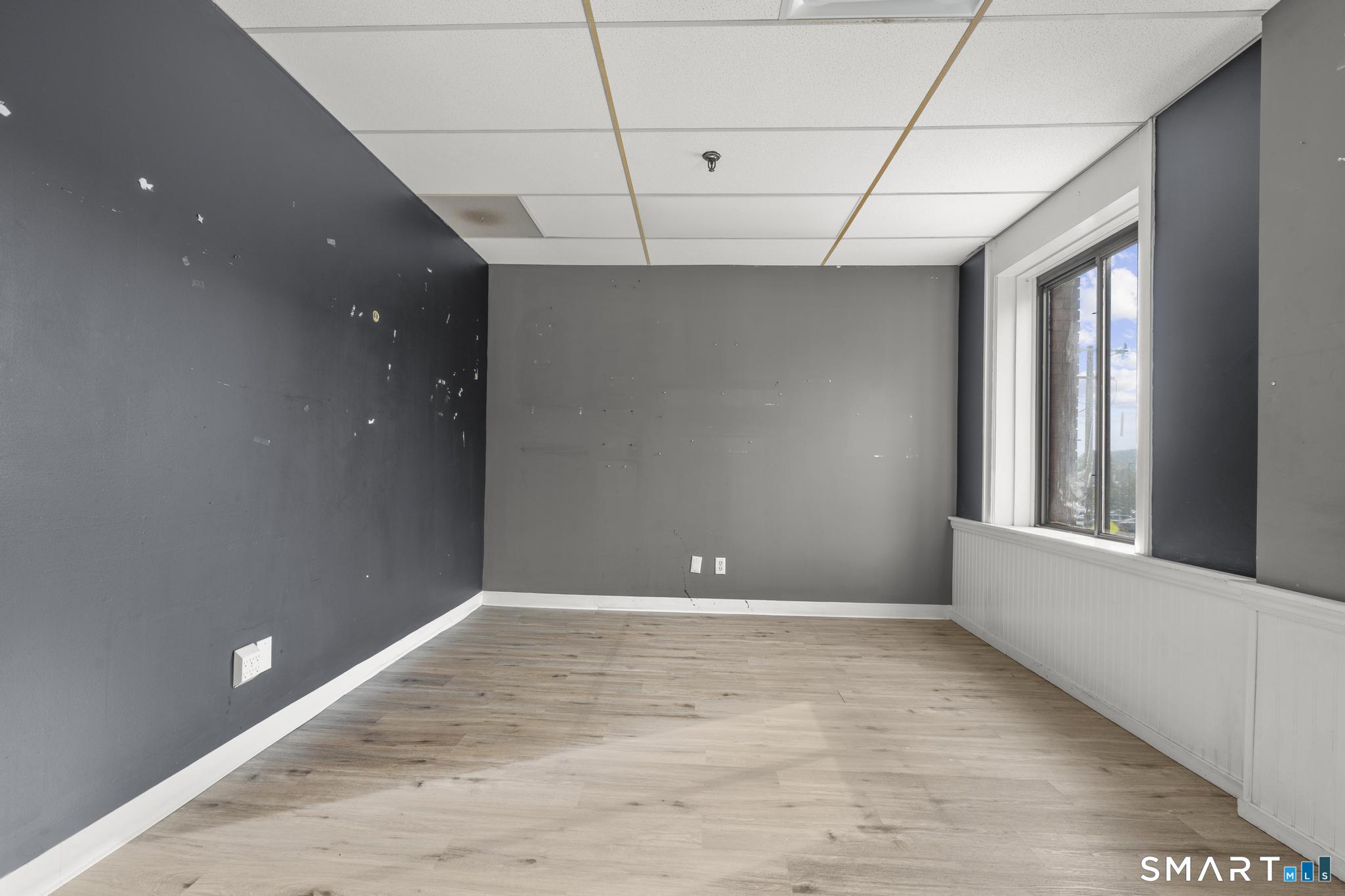 Commercial Lease in Middletown 4