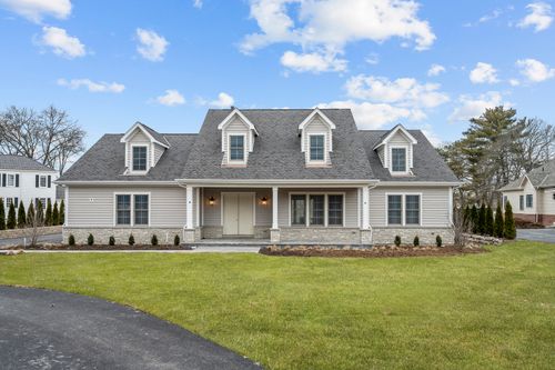 230 Majestic Oak Ct, Lake Forest, IL, 60045-2527 | Card Image