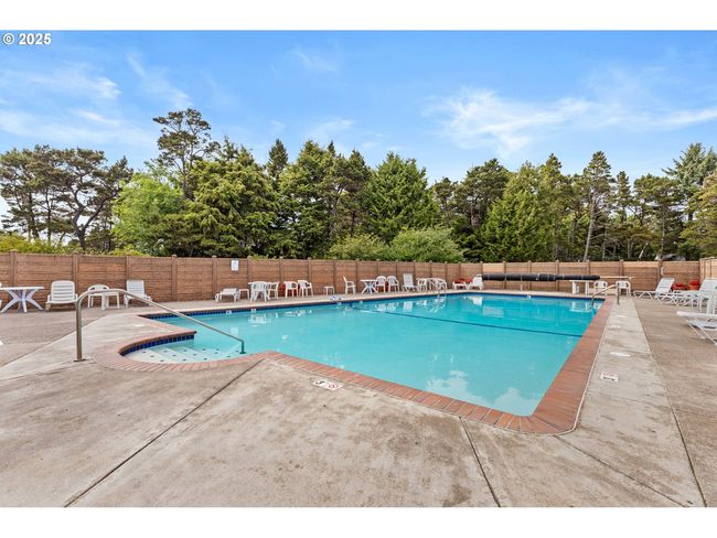5360 Palisades Dr, House other with 2 bedrooms, 3 bathrooms and 2 parking in Lincoln City OR | Image 42