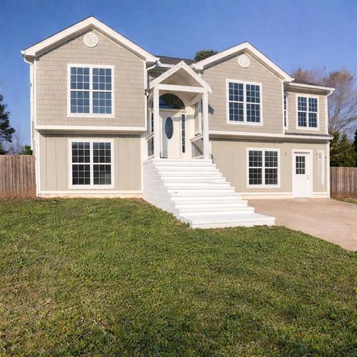 1250 Persimmon Place Dr, Bethlehem, GA, 30620-2582 | Card Image