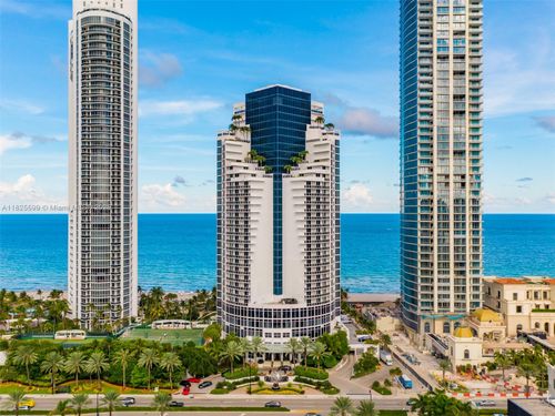 1418-18001 Collins Ave, Sunny Isles Beach, FL, 33160-2722 | Card Image