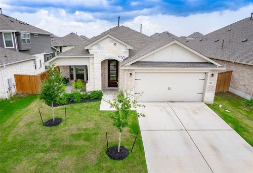 122 Biscayne Bay Bnd, Kyle, TX, 78640-2585 | Card Image