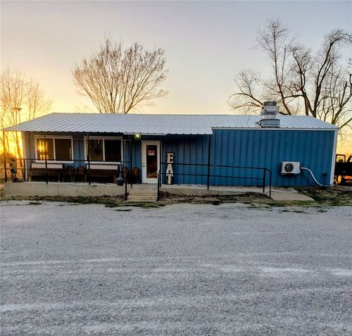 10554 Highway 21 N, Oak Grove, AR, 72660-9657 | Card Image