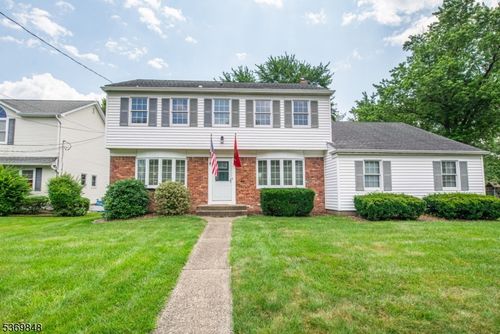 7 Cherry Ln, Parsippany, NJ, 07054-2216 | Card Image