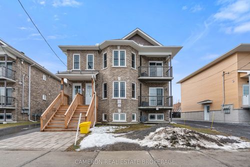 a-1232 Cumberland St, Cornwall, ON, K6J4K5 | Card Image