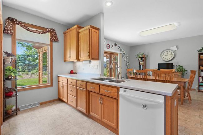 1374 Angels Path, House other with 5 bedrooms, 4 bathrooms and null parking in LEDGEVIEW WI | Image 18