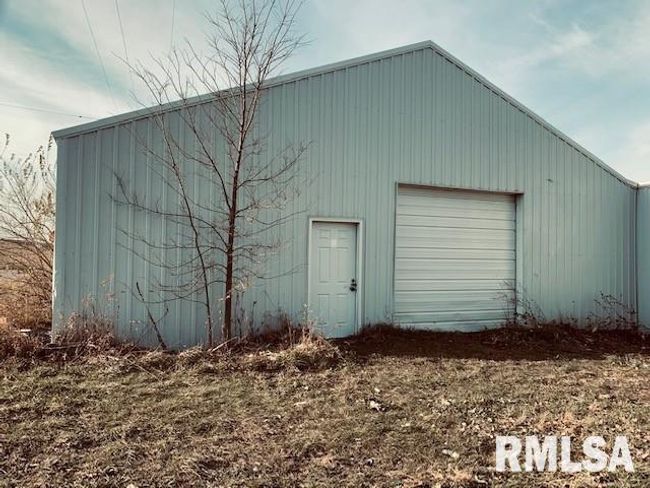 13810 Round Grove Rd, Home with 0 bedrooms, 0 bathrooms and 5 parking in MORRISON IL | Image 6