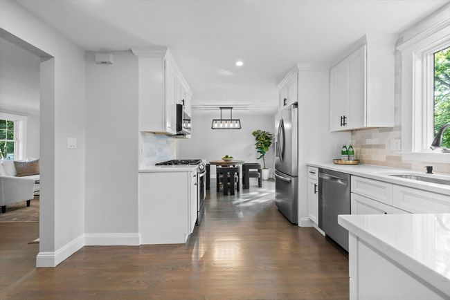 160 Forest Hill Ave, House other with 3 bedrooms, 2 bathrooms and 10 parking in Lynnfield MA | Image 8