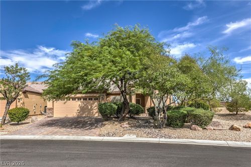 7340 Petrel St, North Las Vegas, NV, 89084-3806 | Card Image