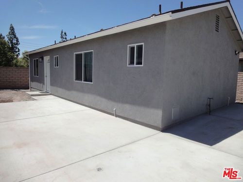 1151 Royal Ave, Simi Valley, CA, 93065-3327 | Card Image