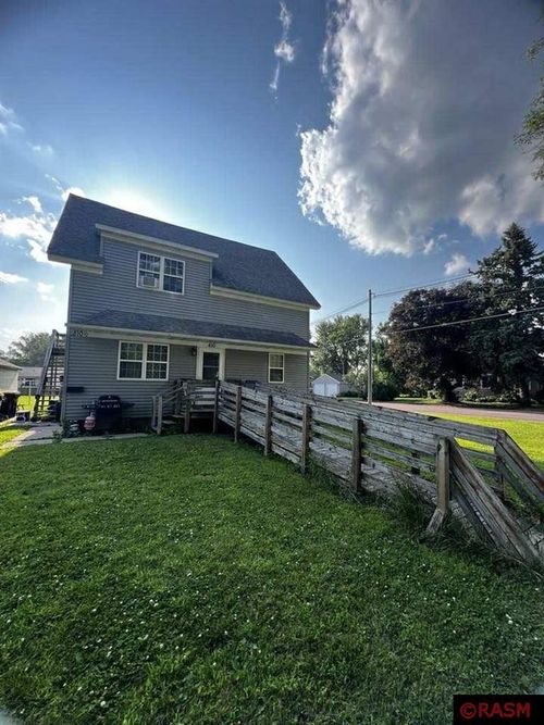 810 4th Ave Sw, Wells, MN, 56097-1408 | Card Image