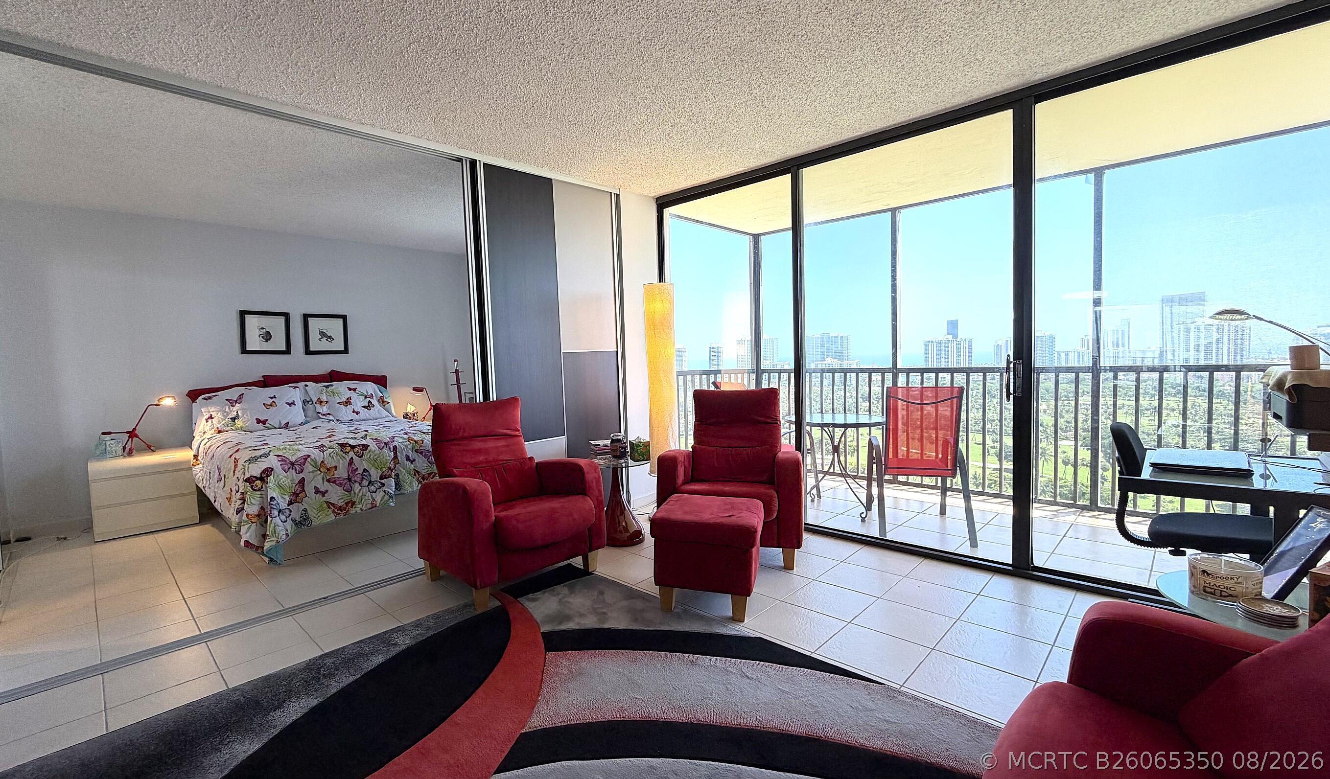 Residential in Aventura 3