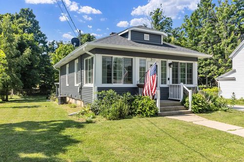 419 W Geneva Street, Williams Bay, WI, 53191 | Card Image