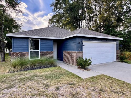 935 Road 5203, Cleveland, TX, 77327-3942 | Card Image