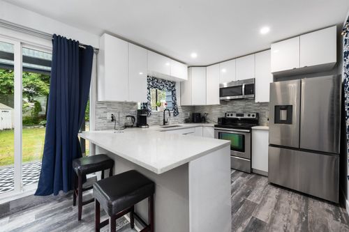 3141 Raleigh St, Port Coquitlam, BC, V3C3J3 | Card Image