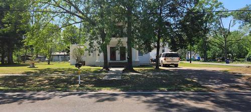 305 W Main St, Kirbyville, TX, 75956-2035 | Card Image