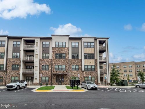 202-46270 Mount Allen Ter, STERLING, VA, 20164-9383 | Card Image