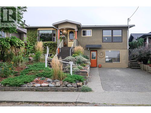 681 Douglas St, Kamloops, BC, V2C3C4 | Card Image