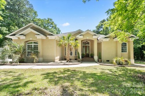 411 Chapman St, Chesterfield, SC, 29709-1100 | Card Image