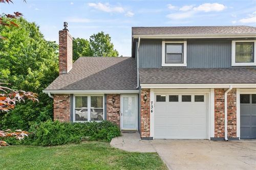 734 S Avalon Cir, Olathe, KS, 66062-1727 | Card Image