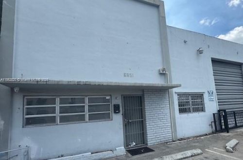 6851 Nw 37th Ct, Miami, FL, 33147-6534 | Card Image