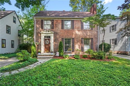 3696 Tolland Rd, Shaker Heights, OH, 44122-5141 | Card Image