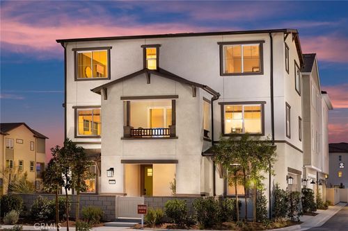 6059 Burren Way, Eastvale, CA, 92880-3899 | Card Image