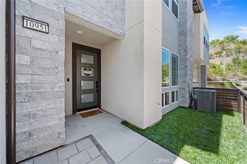 10951 Lotta Ct, San Diego, CA, 92126-1171 | Card Image