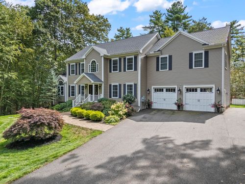 5 Heron Drive, York, ME, 03909 | Card Image