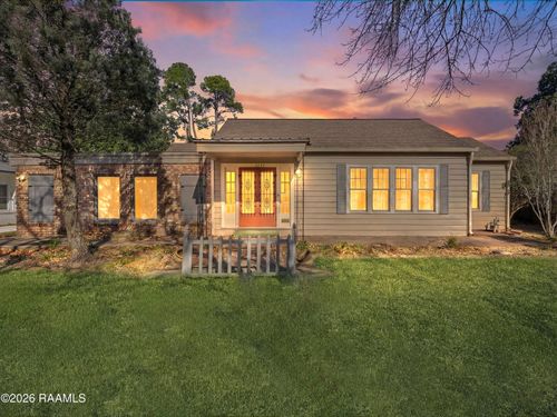 2244 W Landry St, Opelousas, LA, 70570-2033 | Card Image