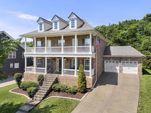 327 Wandering Cir, Franklin, TN, 37067-5763 | Card Image