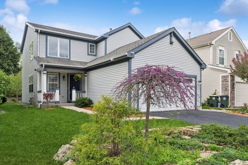 955 Blackburn Dr, Grayslake, IL, 60030-3487 | Card Image