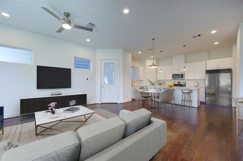 e-847 Rachel St, Houston, TX, 77091-4156 | Card Image