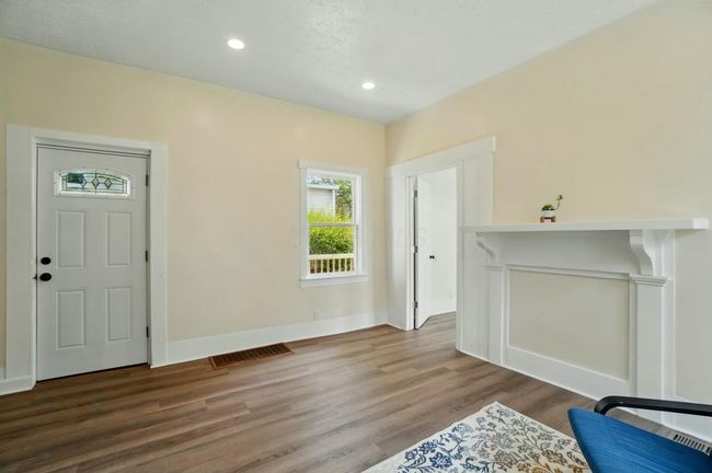 720 W Columbia St, House other with 3 bedrooms, 1 bathrooms and null parking in Springfield OH | Image 7