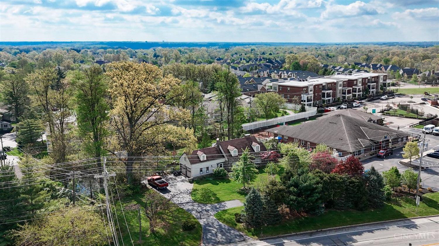 Montgomery Rd, Cincinnati, OH 45249