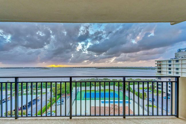 APT-7C - 5460 N Ocean Dr, Condo with 2 bedrooms, 2 bathrooms and null parking in Riviera Beach FL | Image 26