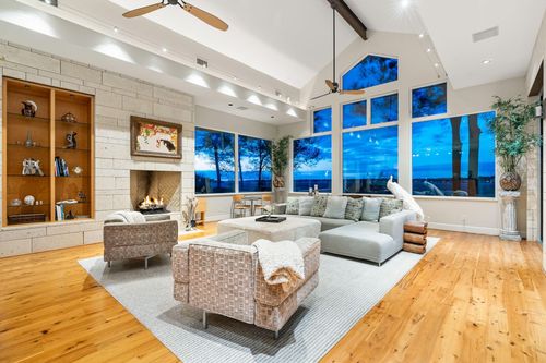 59 Lake Estates Dr, Montgomery, TX, 77356-8066 | Card Image