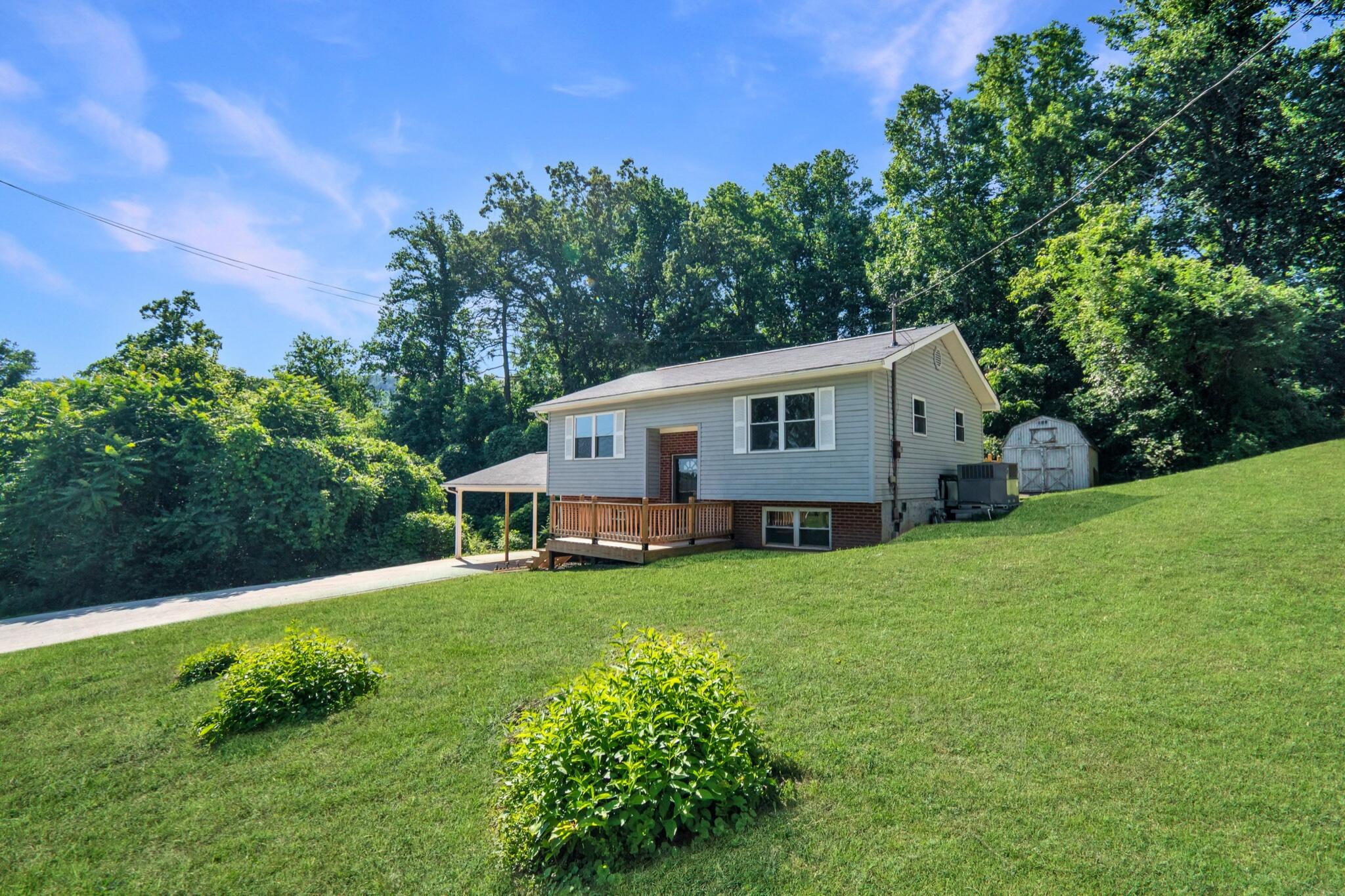 Residential in Rockwood 5