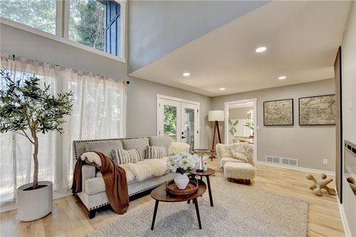 2820 Bluebird Cir, Duluth, GA, 30096-3908 | Card Image