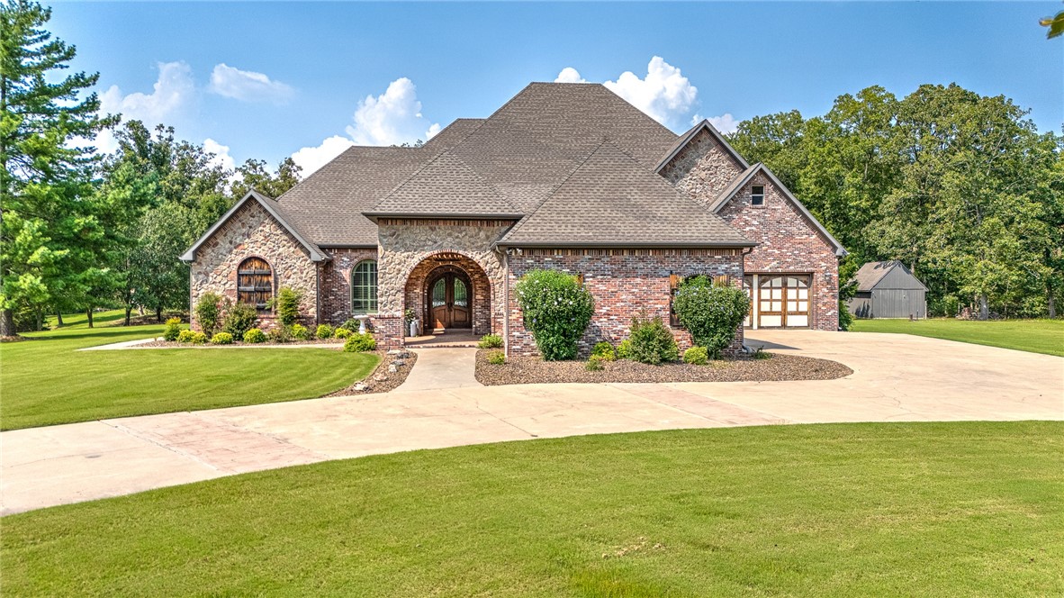Plentywood Rd, Bentonville, AR 72712