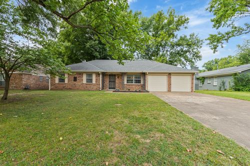 5370 Yale Rd, Memphis, TN, 38134-8251 | Card Image