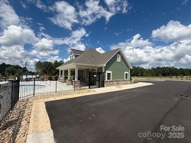 624 Cassidy Ct, Townhouse with 3 bedrooms, 3 bathrooms and null parking in Clover SC | Image 40