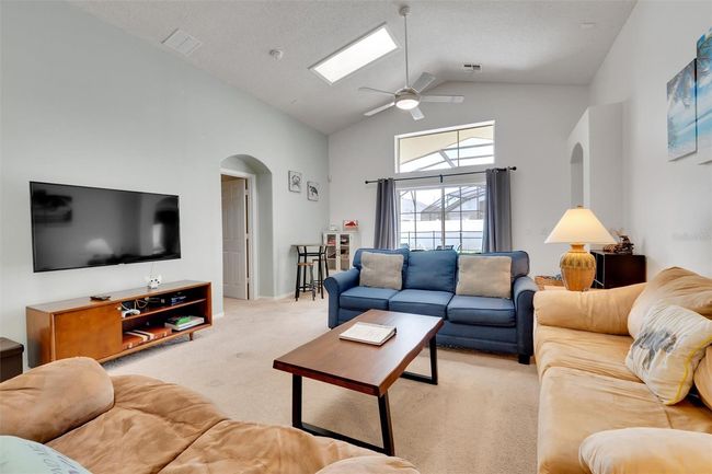 Skylights make it bright and cheery | Image 9