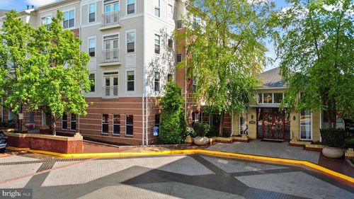 unit-239-9480 Virginia Center Blvd, VIENNA, VA, 22181-4811 | Card Image