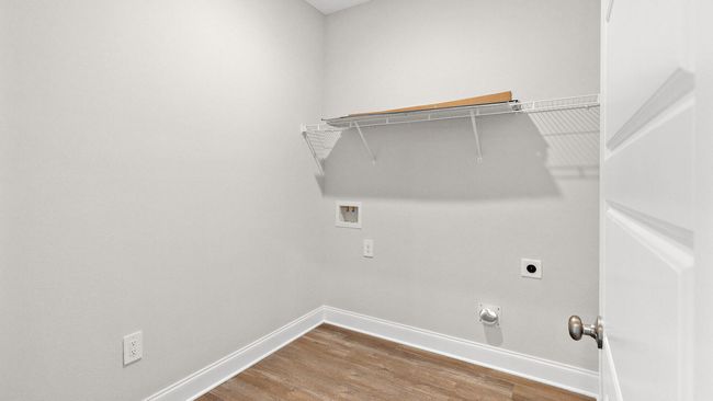 Laundry Room | Image 22