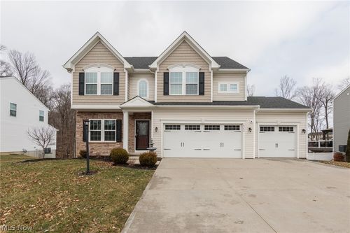 6394 Hooper Dr, Medina, OH, 44256-5598 | Card Image