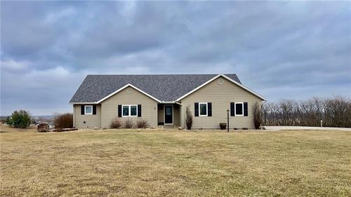 22056 Valley View Road, Maryville, MO, 64468 | Card Image