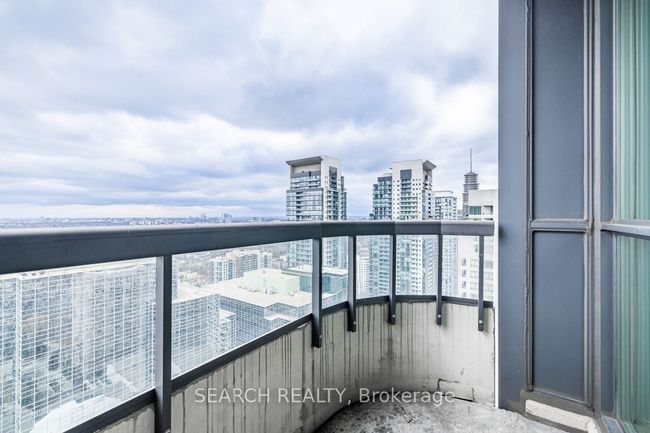 PH202 - 8 Hillcrest Ave, Condo with 3 bedrooms, 3 bathrooms and 1 parking in North York ON | Image 31