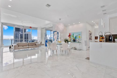 unit-2502-17475 Collins Ave, Sunny Isles Beach, FL, 33160-4686 | Card Image